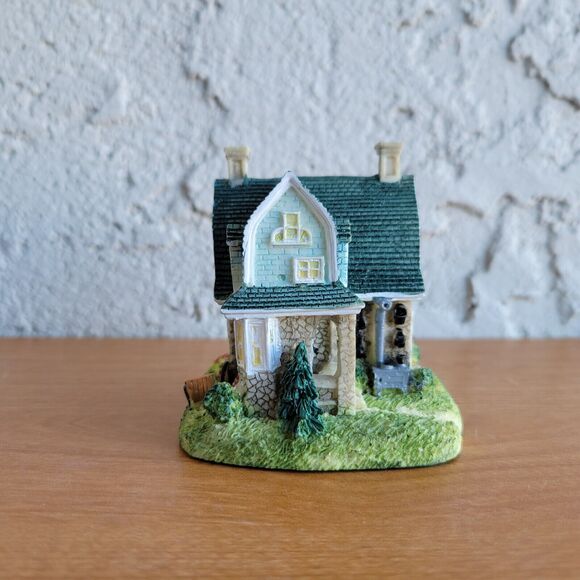 Liberty Falls all in one Miller family's shingle house with 5 handpainted pewter - Picture 3 of 14